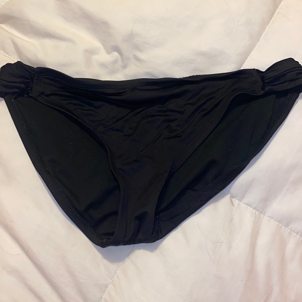 black bathing suit bottoms size small